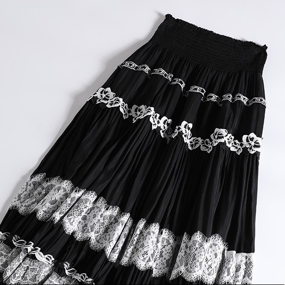 NEW🔥 Pinko Tulle Maxi Skirt In Black - Picture 3 of 4
